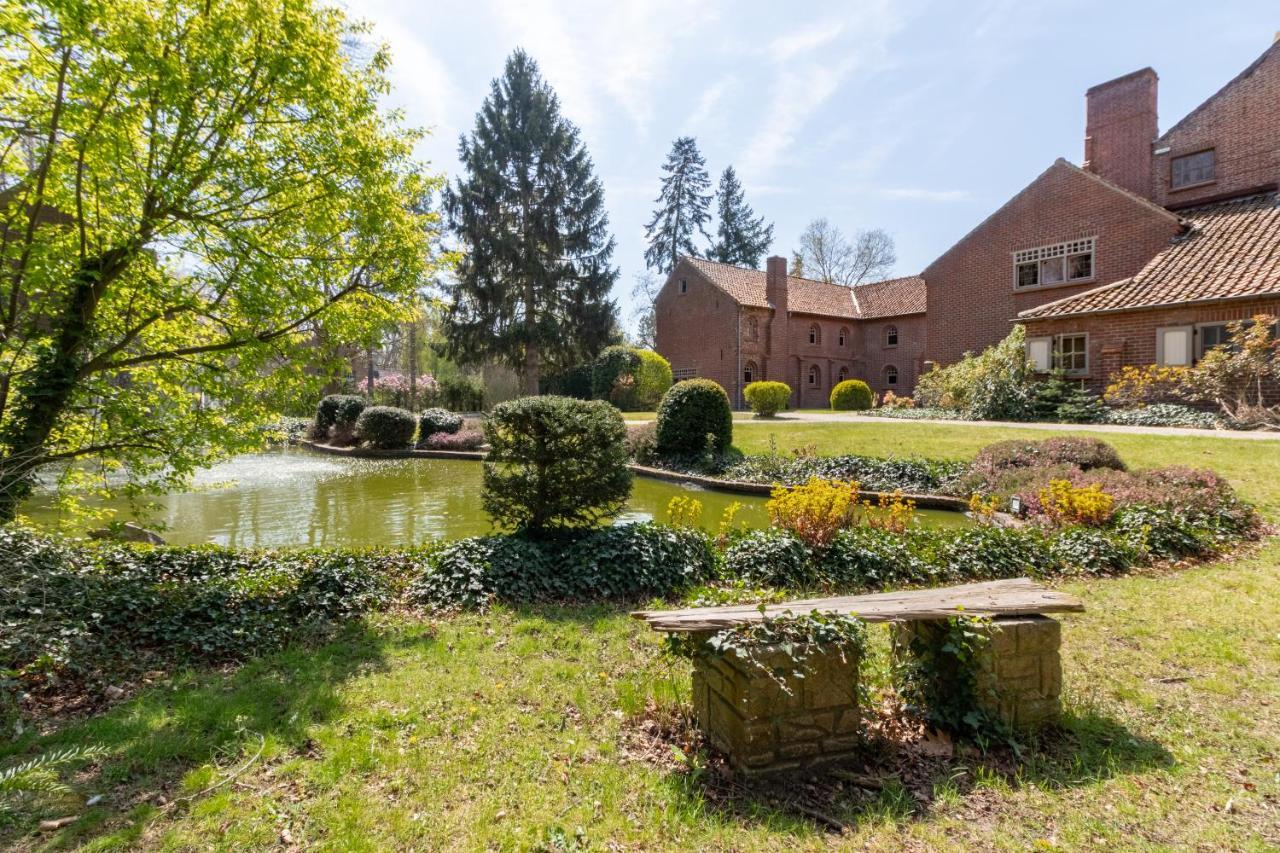 Hotel Torenhof Sint Martens Latem Bagian luar foto