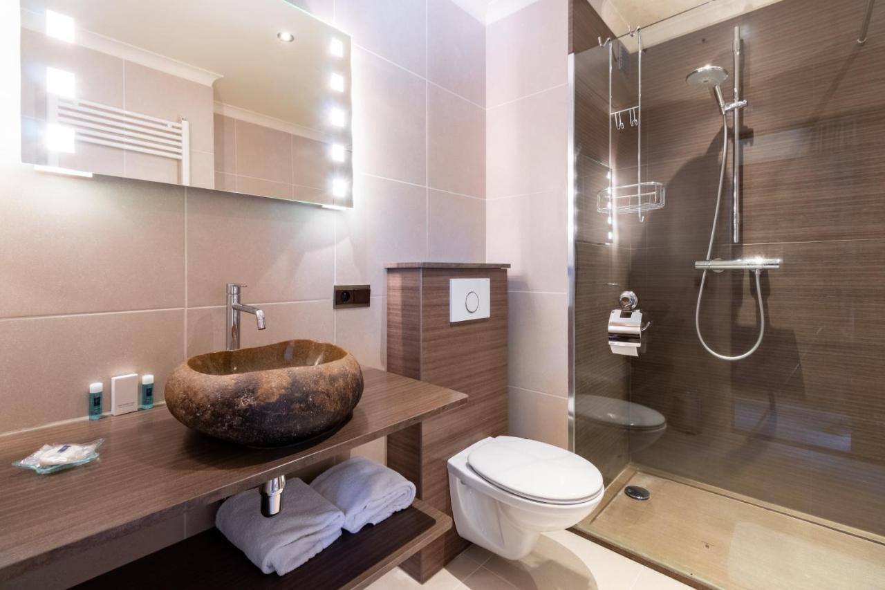 Hotel Torenhof Sint Martens Latem Bagian luar foto