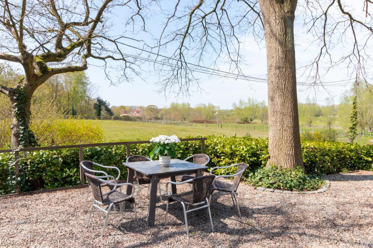 Hotel Torenhof Sint Martens Latem Bagian luar foto